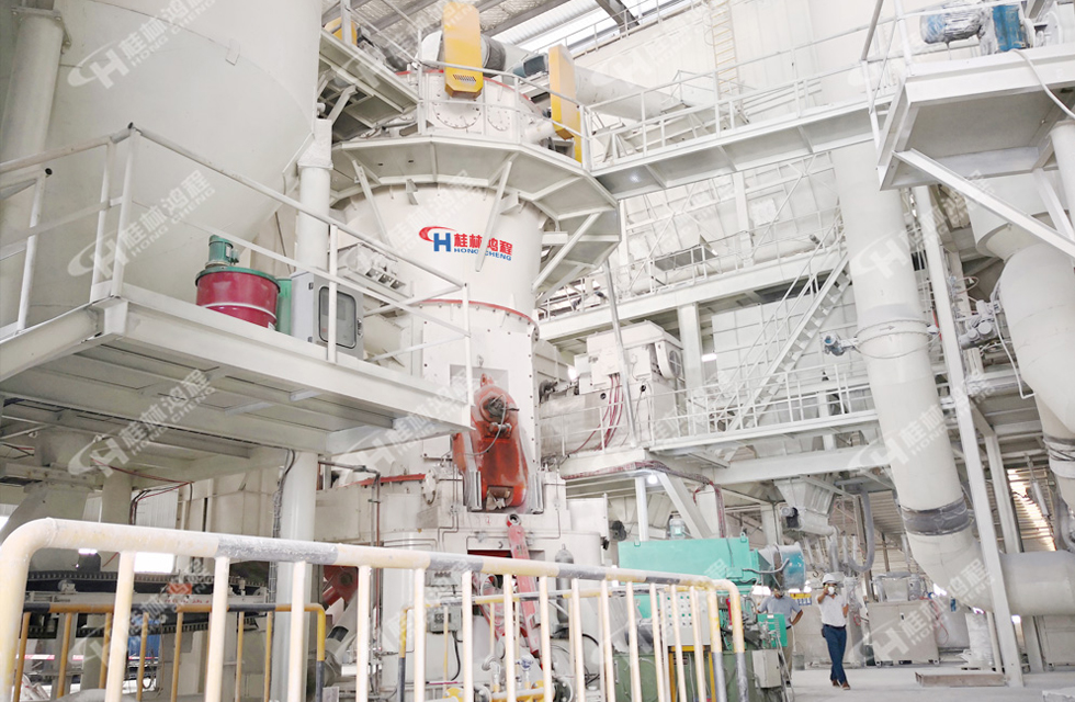 超細立式粉磨機 超細立式粉磨機