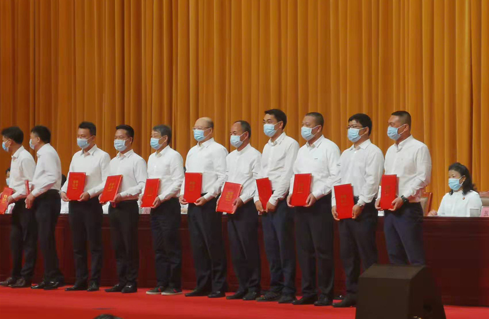 實力彰顯！全市工業(yè)振興大會召開，桂林鴻程斬獲多項榮譽(yù)