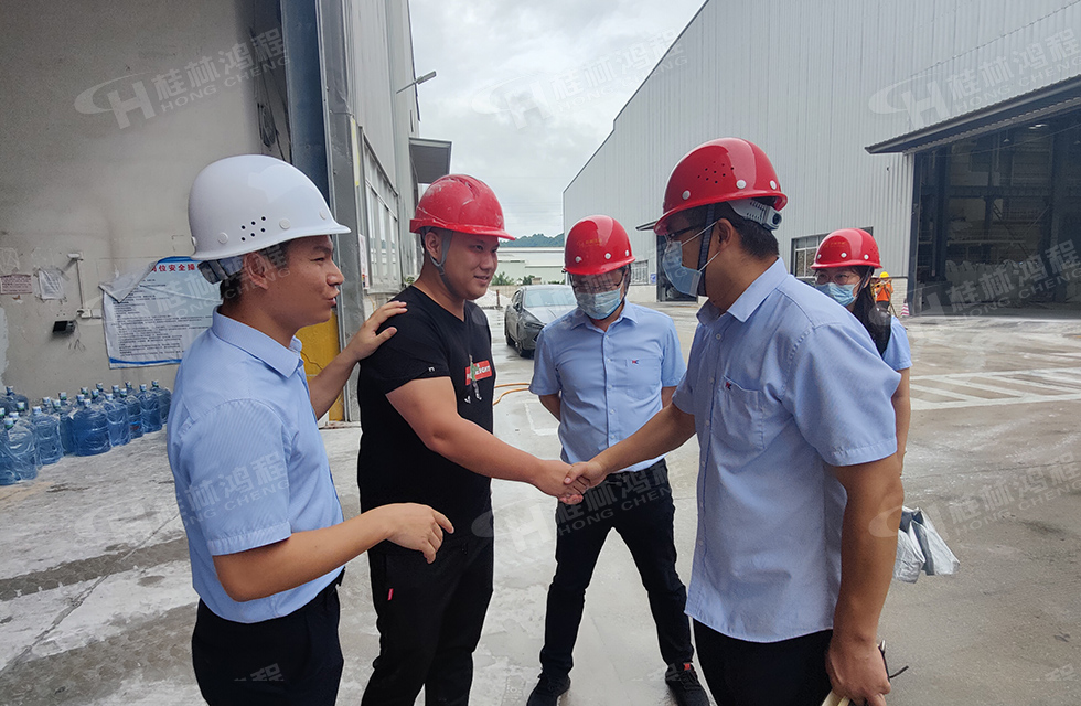 價(jià)值服務(wù)，始終如一！桂林鴻程“客戶零距離 共創(chuàng)新未來(lái)”服務(wù)活動(dòng)正式出征