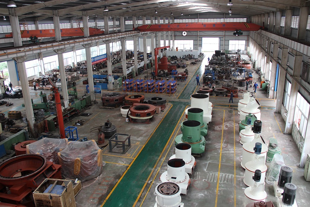 火電廠活性焦煙氣脫硫生產線將鴻程立式粉磨設備生產車間 火電廠活性焦煙氣脫硫生產線將鴻程立式粉磨設備生產車間